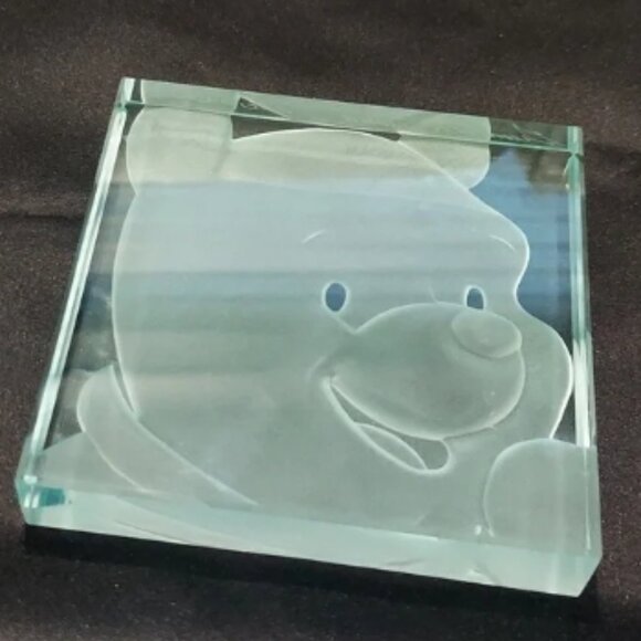 DISNEY POO BEAR Glass Art Block with Character Design - Picture 4 of 4